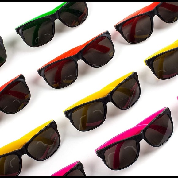 2/$30 👓80s RETRO SUNGLASSES UNISEX -GREEN - Picture 3 of 5